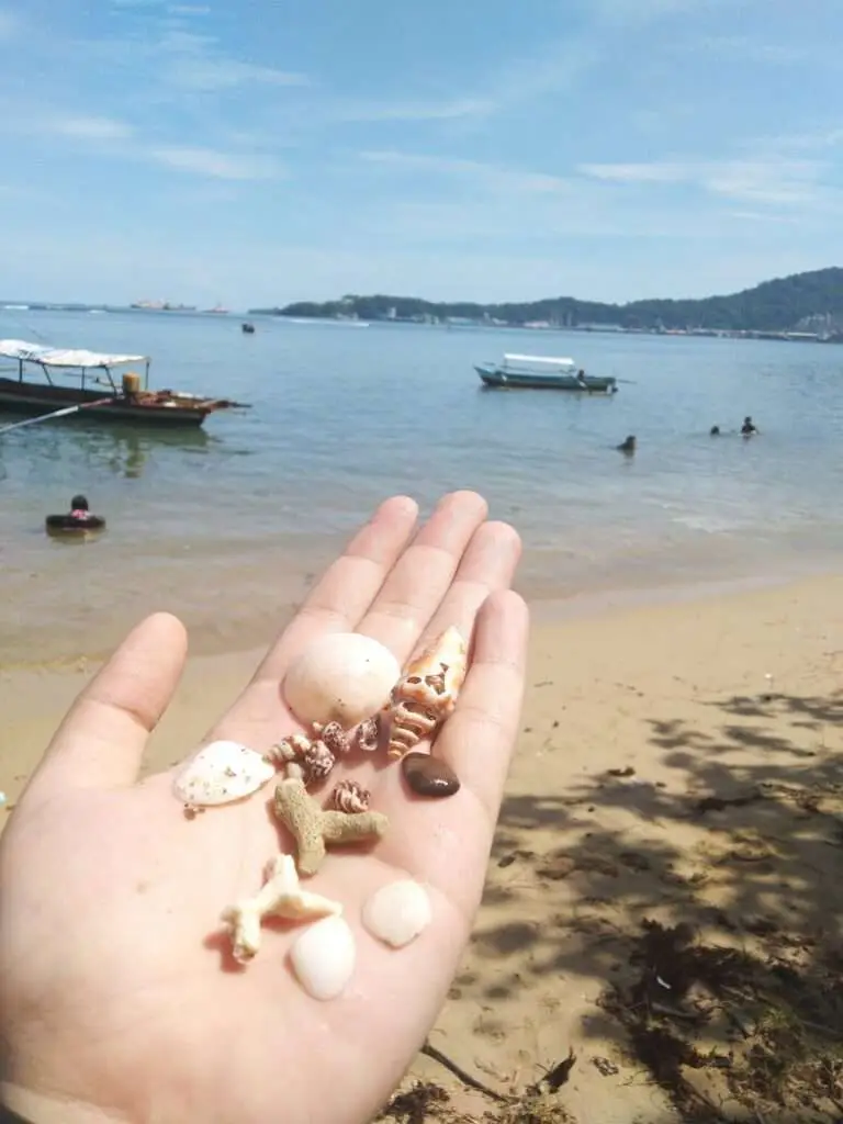 Nirvana Strand