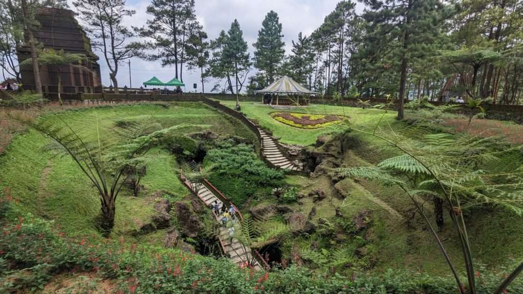 Lawa Grot
