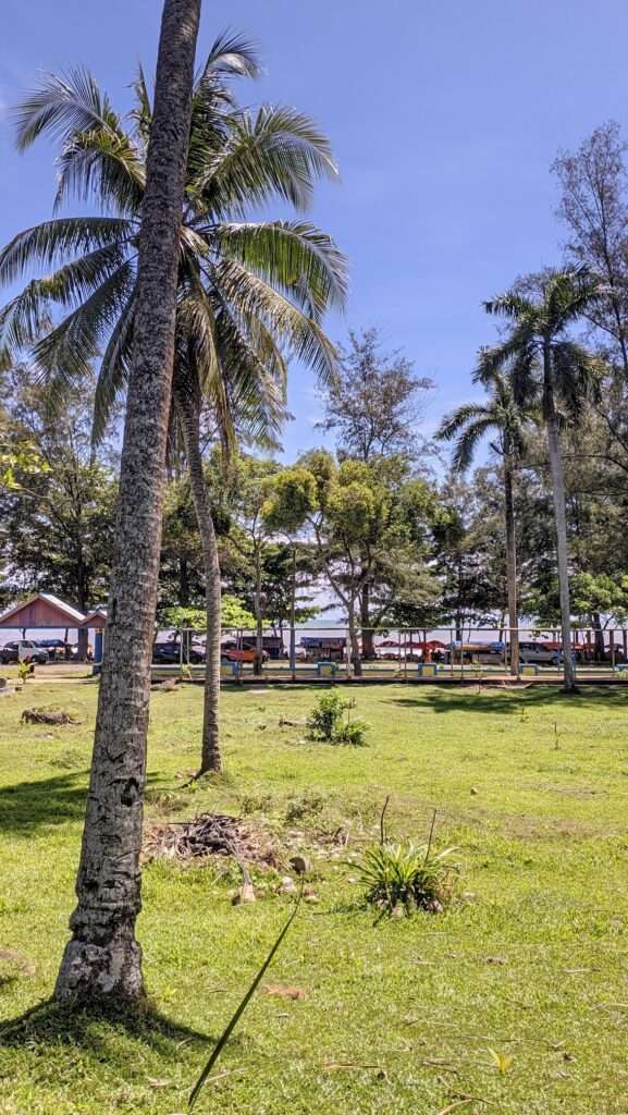 Pasar Bawah Strand 