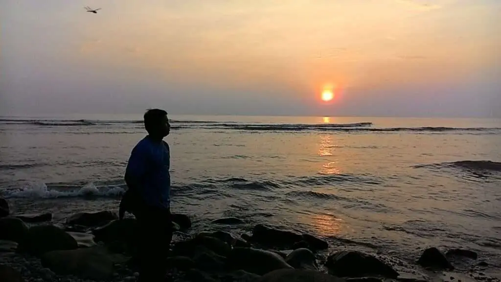 Pasar Bawah Strand 