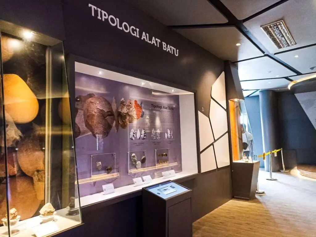 Menyibak Misteri Masa Lalu: Petualangan Menakjubkan di Museum Situs Semedo 3 Museum Situs Semedo