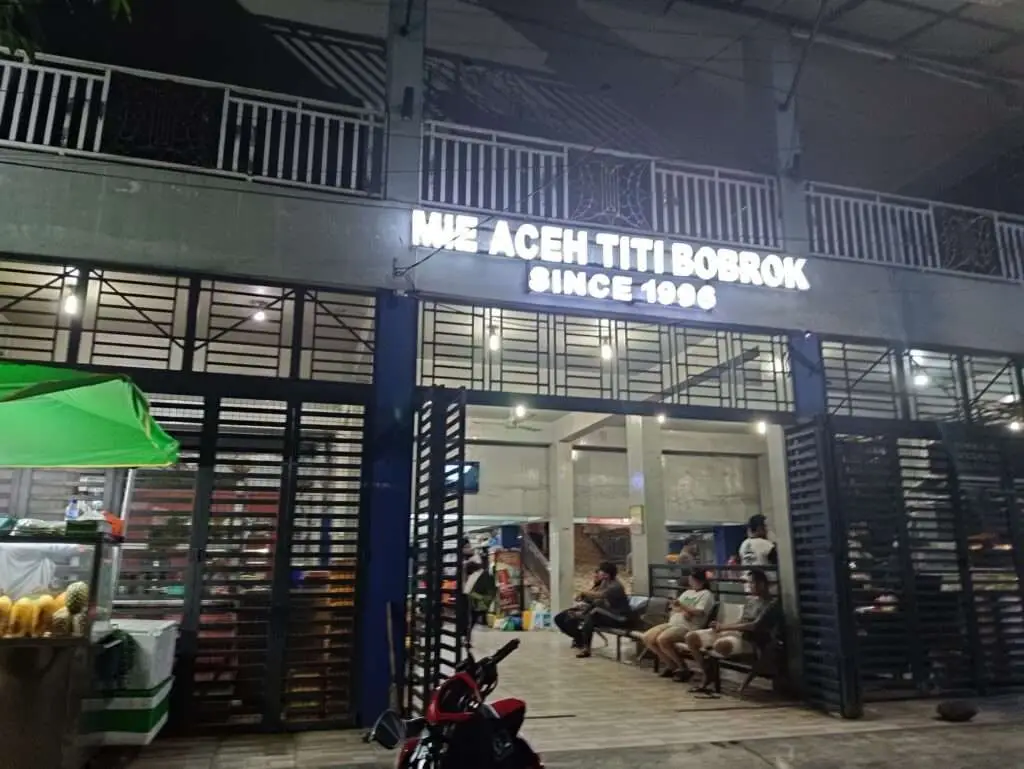 Gastronomía nocturna en Medan