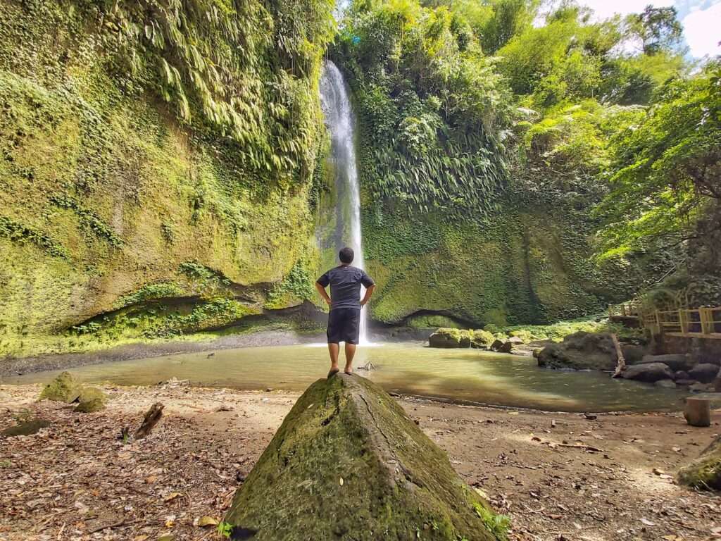 Tumimperas Waterfall 