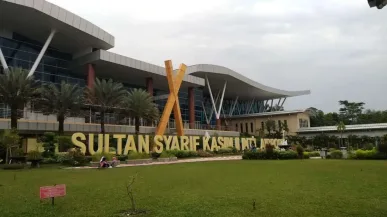 Sultan Syarif Kasim II Luchthaven