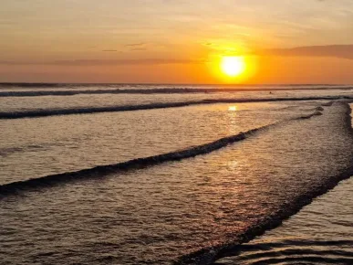 Dubbel Zes Seminyak Strand