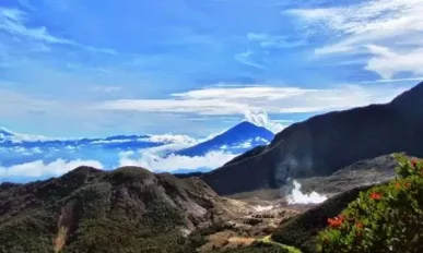 De berg Papandayan, Garut, Indonesië