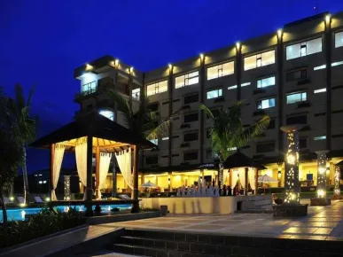 Jayakarta Suite Hotel Komodo Flores
