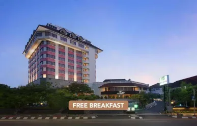 Santika Hotel