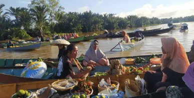 Drijvende markt Muara Kuin Banjarmasin